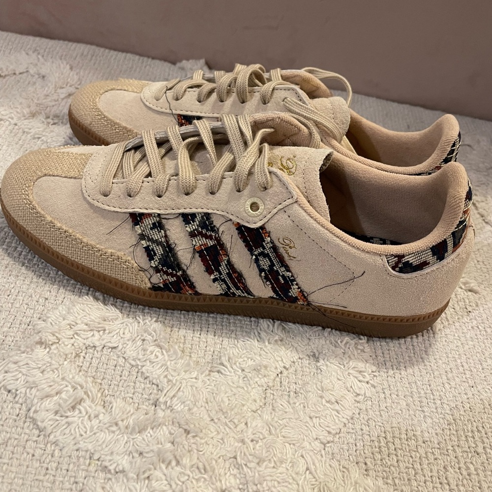 END x ADIDAS SAMBA
Consortium Cup. “Past”